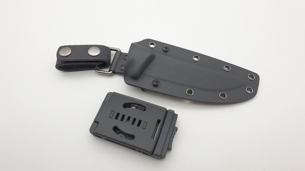 Odin Kydex Messerscheide mit Tek Lok und Dangler-Adapter