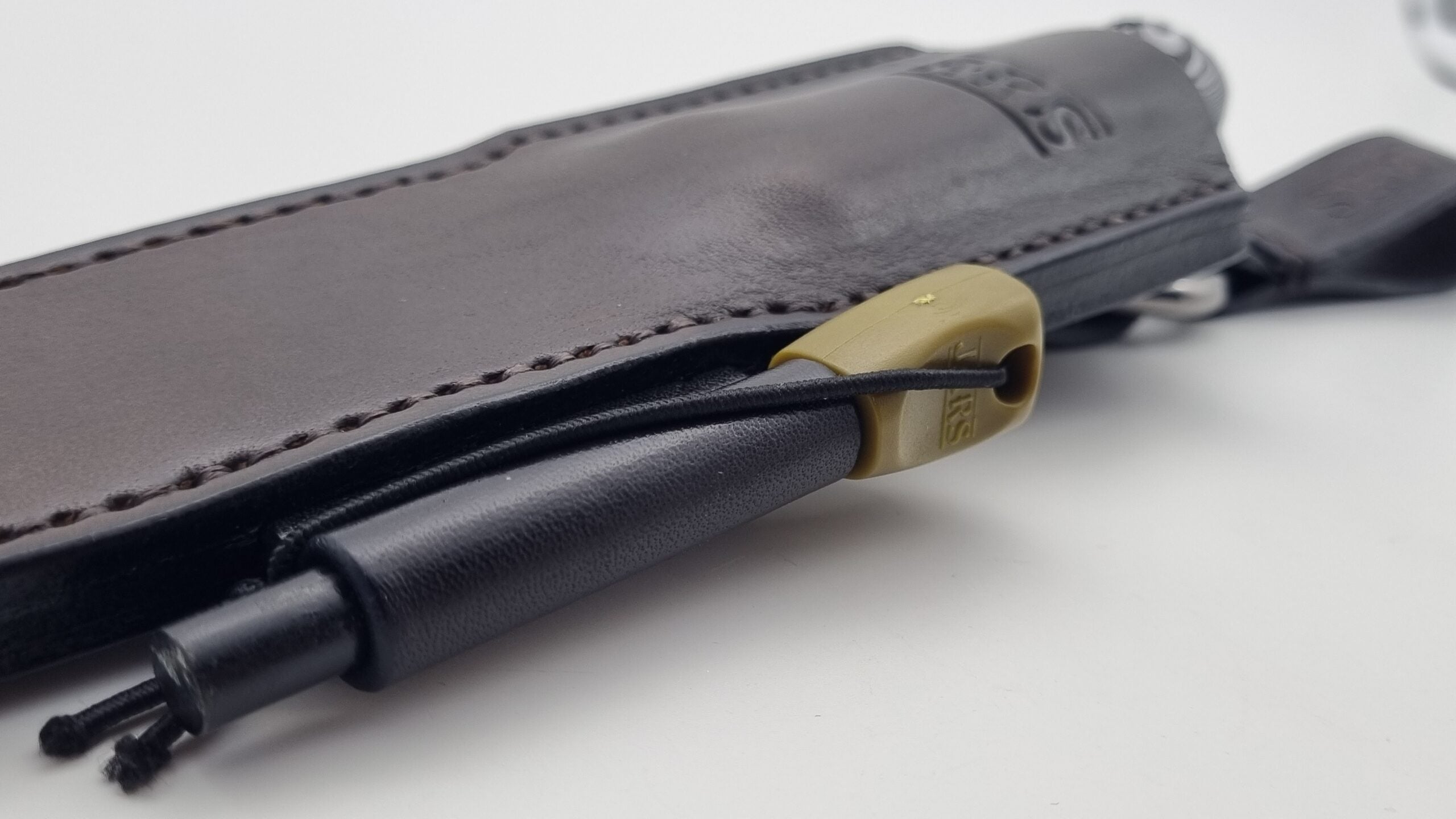 M  JARS Lederscheide für Irbis Norka Luchs Bombfrog Jäger Coluber Adler Keiler Forelle Bitis Wolf Odin