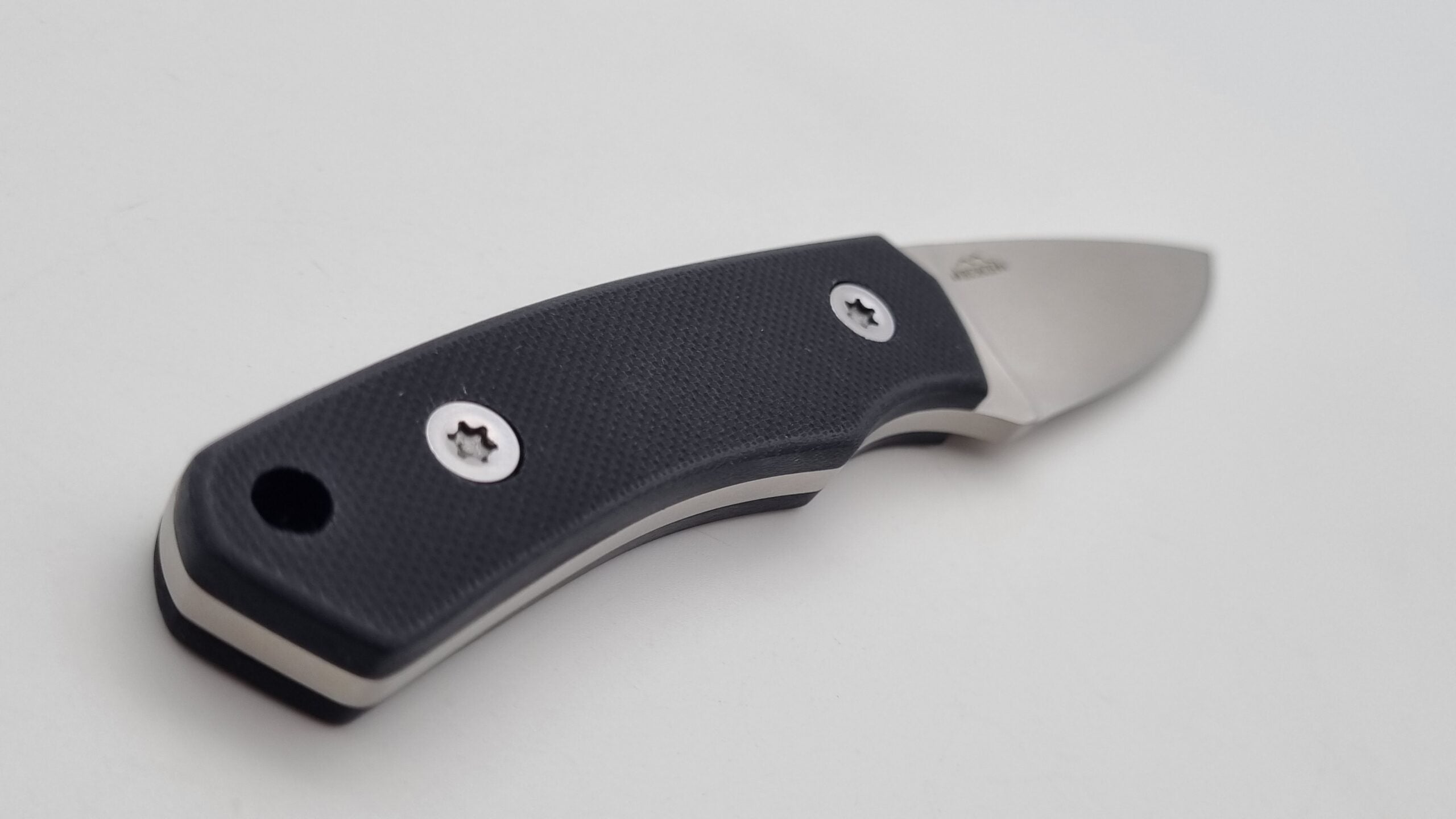 NAJA (Kobra) JARS Neck Knife von Jackknife EDC G10 Schwarz N690 Stahl 60 HRC