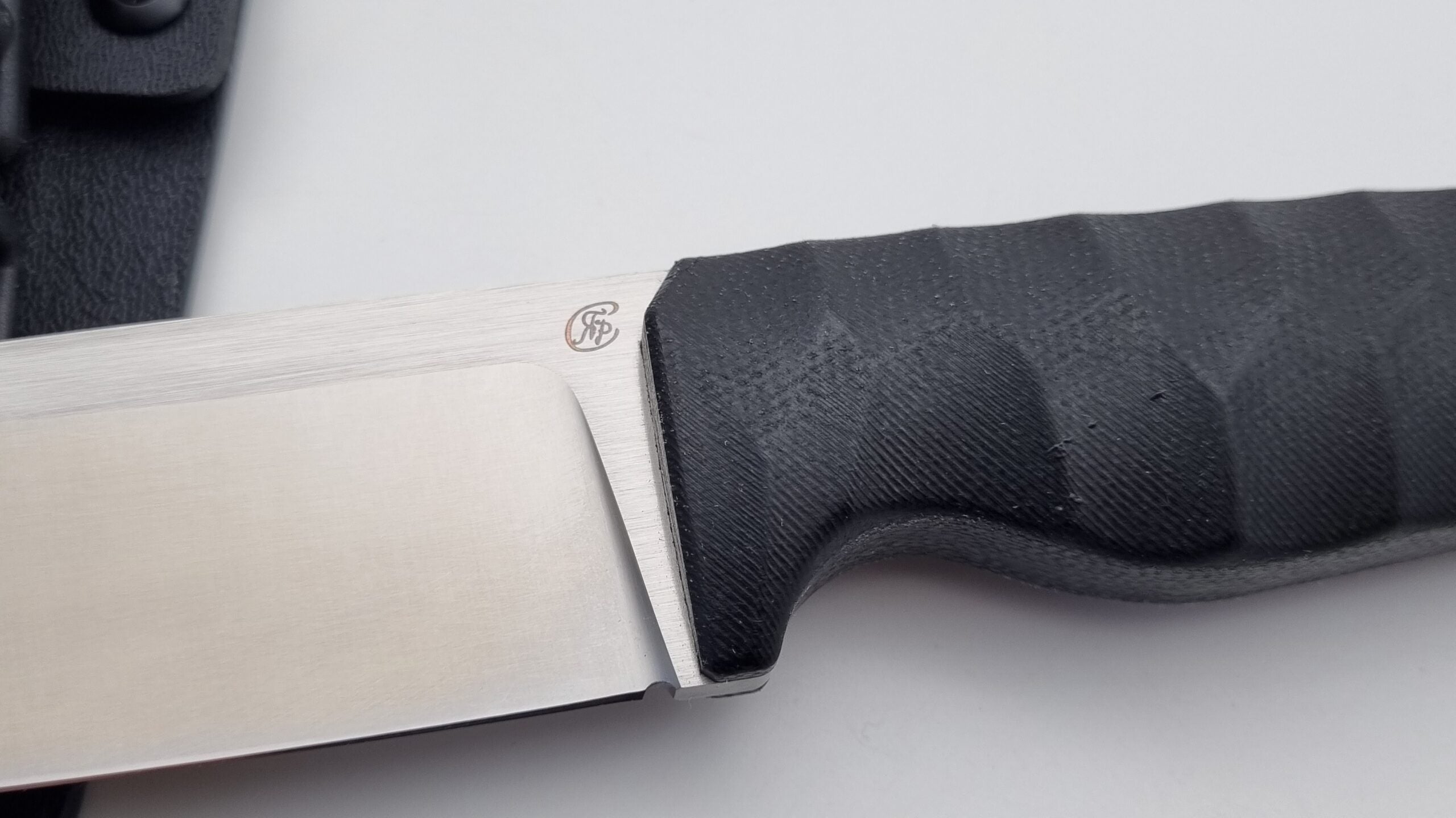 Leopard JARS Jagd Outdoor Messer Black Micarta Kydex