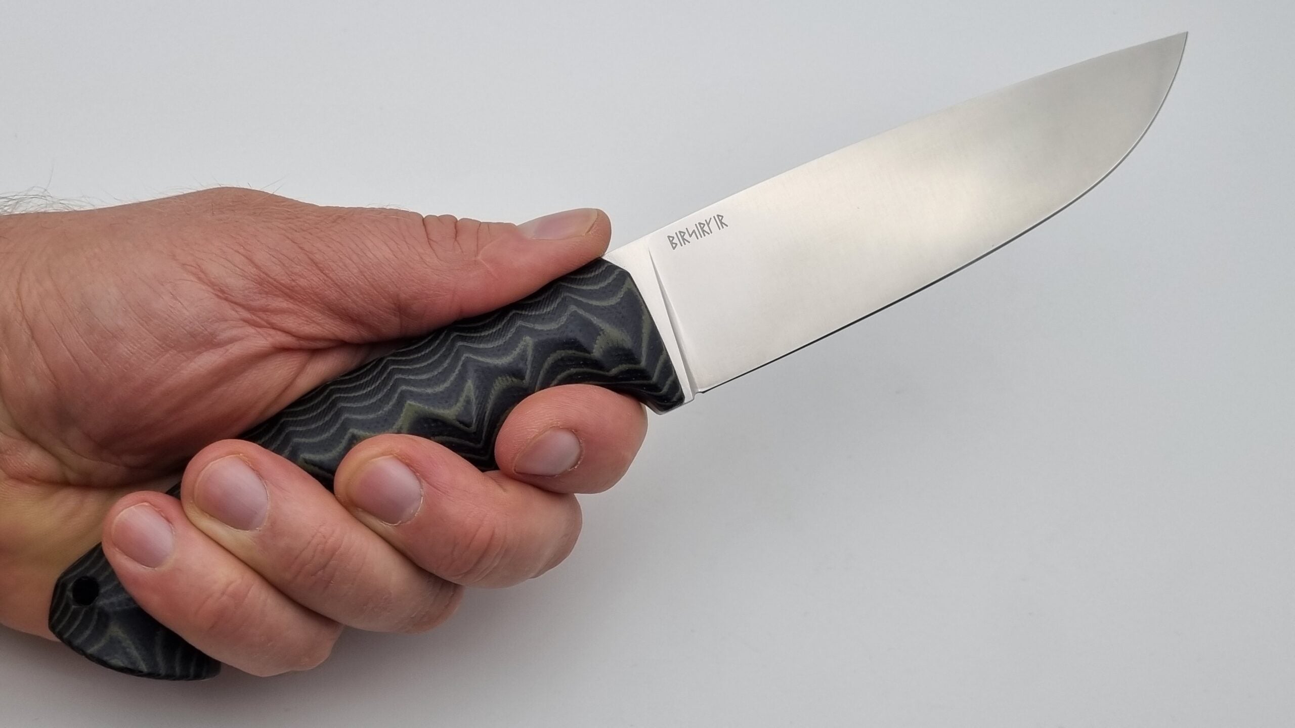 Berserker JARS Jagd Outdoor Messer N690 60HRC    Green/Black Micarta Leder