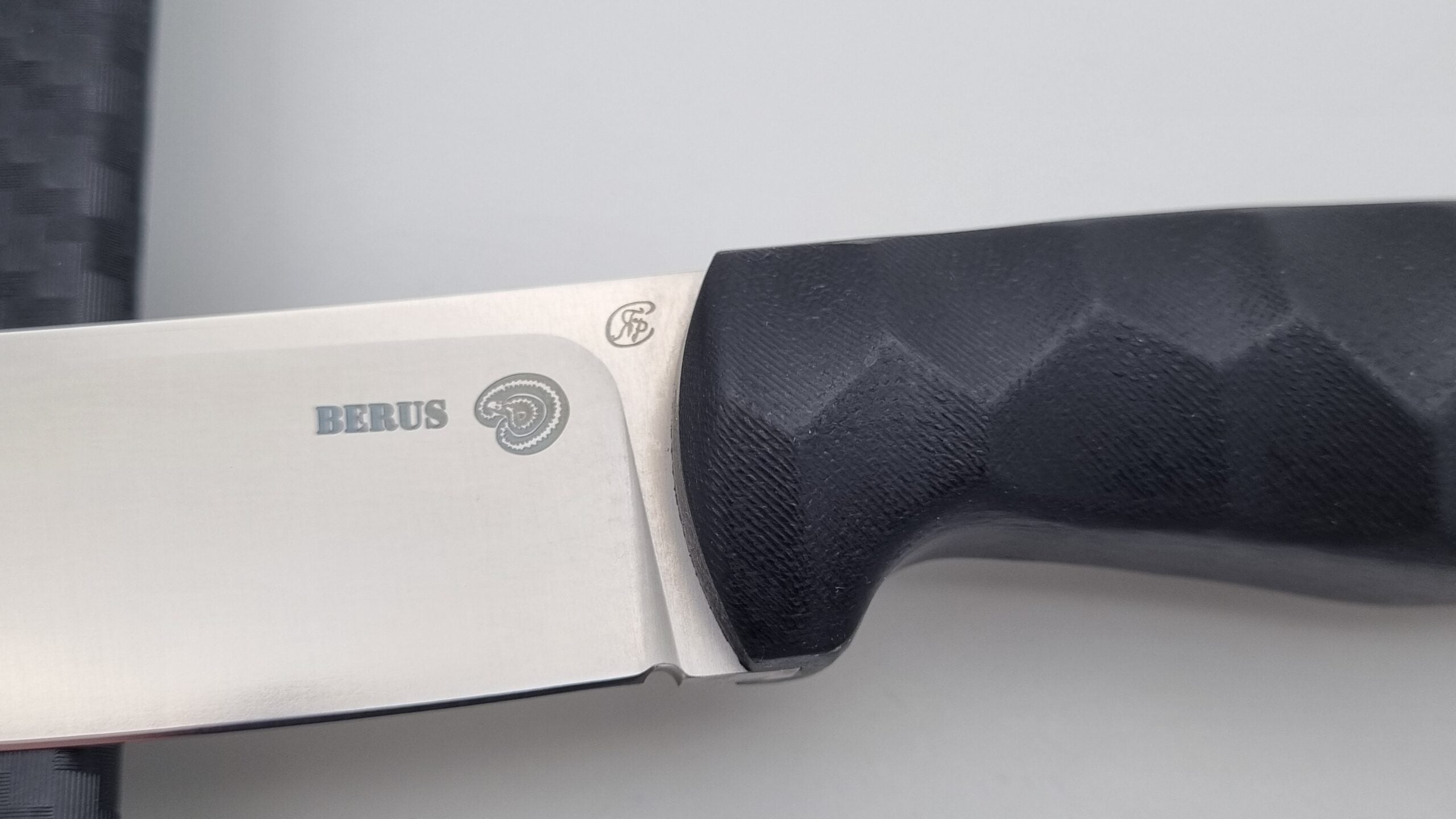 Berus JARS Messer von Jackknife Brushed Outdoor Jagd Messer Black G10