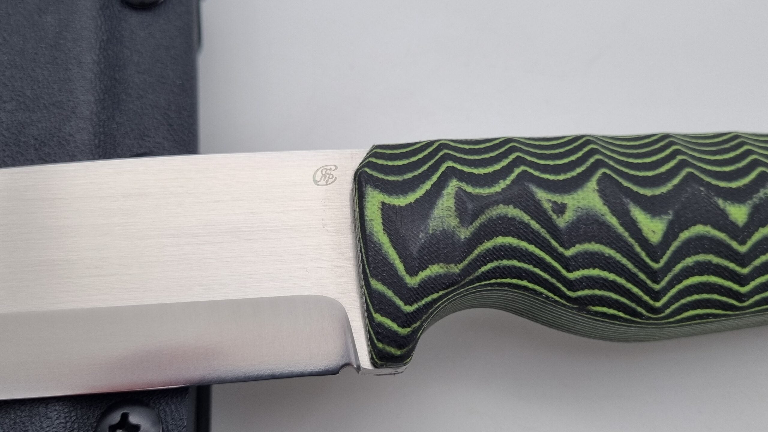 Waräger JARS Bushcraft Survival Jagd Outdoor Messer Neon/Black Micarta Kydex