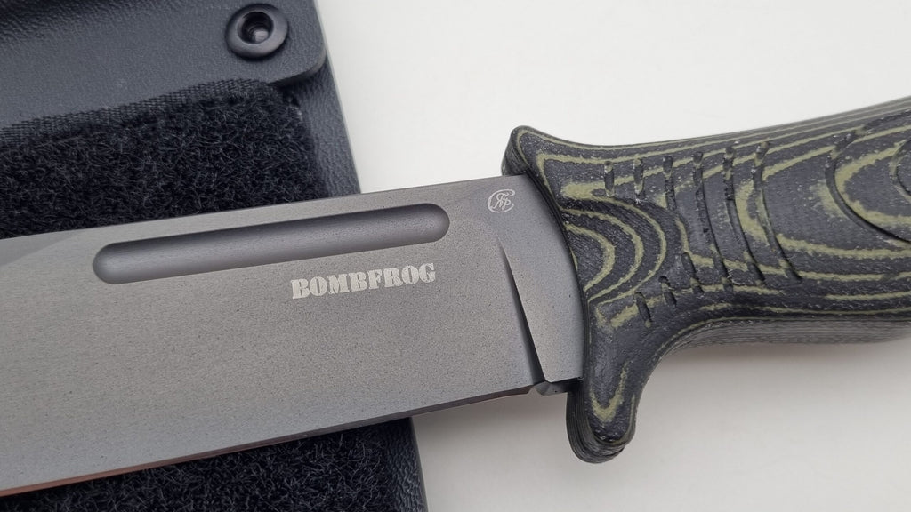 Bombfrog JARS Messer 42a Stahl wählbar Taucher Survival Jagd Outdoor Messer Green/Black Micarta