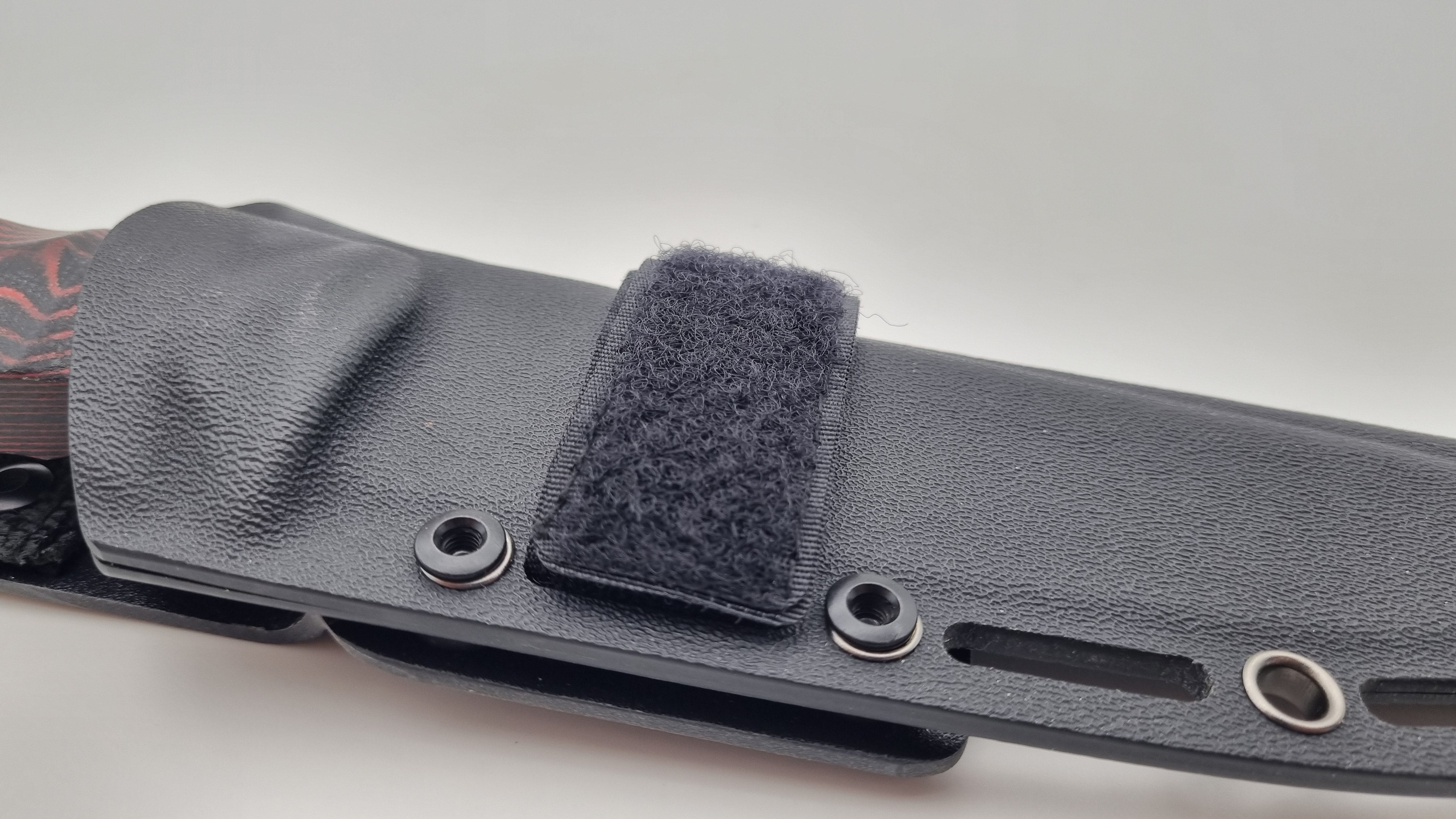 Universal Kydex Dangler-Adapter mit Cordura Gurtring und Klettstreifen Größe L