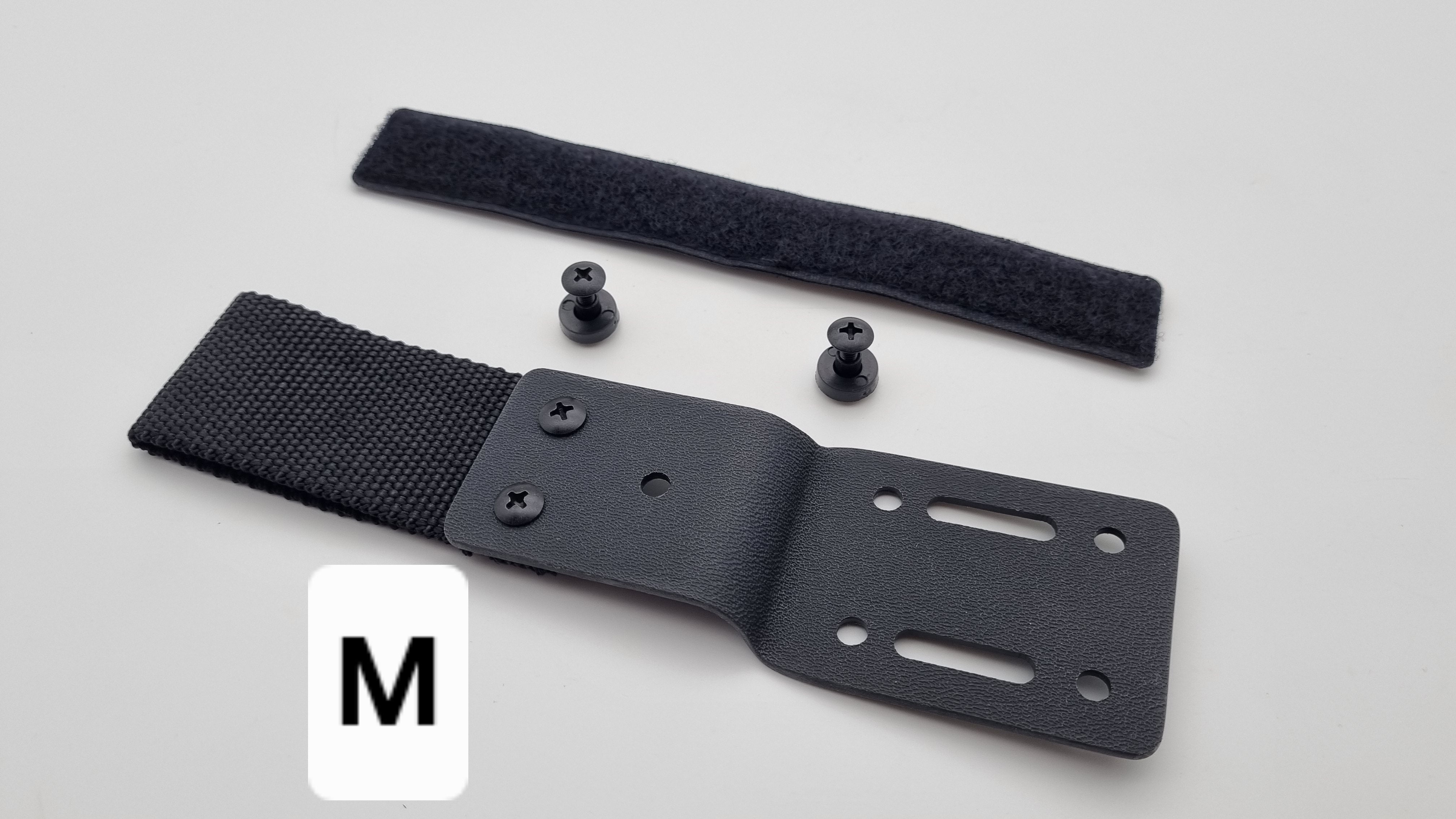 Universal Kydex Dangler-Adapter mit Cordura Gurtring und Klettstreifen Größe M